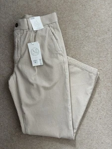 M&S MENS ECRU BEIGE COMFORT WAIST PLEAT FRONT CORD TROUSERS Waist 32” Leg 29” - Picture 1 of 9