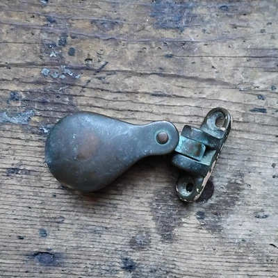 Polea de bronce pequeña Foto 1 de 4