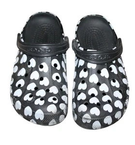 Mens 6 Womens 8 Crocs Black & White Heart Print Crocs - Picture 1 of 4