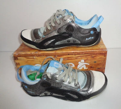 New Ladies Leather Silver Casual Trainers Womens Rare Shoes RRP £79 UK Size 4 - Image 1 of 4