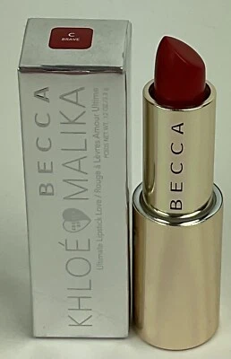 Lápiz labial Becca Khloe & Malika Ultimate Love C Brave 0,12 oz nuevo en caja Foto 1 de 4