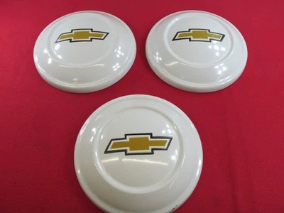 NOS 1958-1962? JUEGO DE TAPACUBOS CHEVY TRUCK PLATO PERRO TAPACUBOS 3, 9-1/2" DIA. Foto 1 de 4