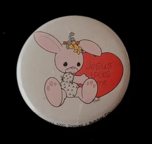 Precious Moments Jesus Loves Me Magnet Bunny Rabbit Red Heart - Picture 1 of 4