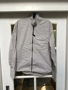 CAMISA/CHAQUETA EMPRESA C P TALLA MEDIANA GRIS CLARO. 100% genuino - Imagen 1 de 21