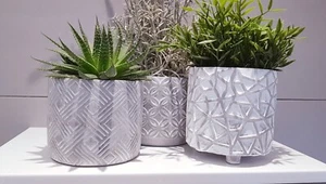 SET Concrete Pots Indoor Outdoor Plant Flower Pot Holder Home Decoration Planter - Picture 1 of 10