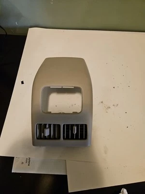 Cadillac OEM 2006-2011 DTS beige consola central tapa trasera bisel 15839546 Foto 1 de 4