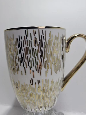 Taza Línea Dorada Texturizada Internacional Certificada - Diseño Orgánico Moderno Foto 1 de 4