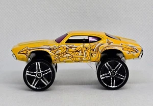Hot Wheels 2006 Olds 442 W-30 gelb 1:64 Diecast lose Auto Malaysia E31 03 - Bild 1 von 6