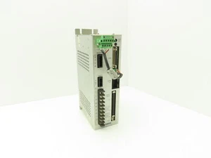 Yamaha SRCX 05 Robot Controller Factory Automation Equipment - Picture 1 of 11