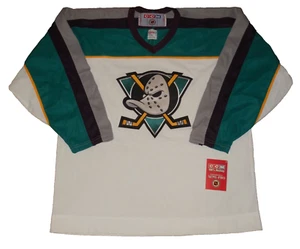 VINTAGE ANAHEIM DUCKS NHL CCM HOCKEY JERSEY (SIZE LARGE) NEW W/ TAGS! - Picture 1 of 6