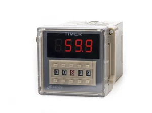 Zeitschaltuhr Zeitrelais Timer f. Fronteinbau oder Hutschienenmont. Zeitschalter - Bild 1 von 2