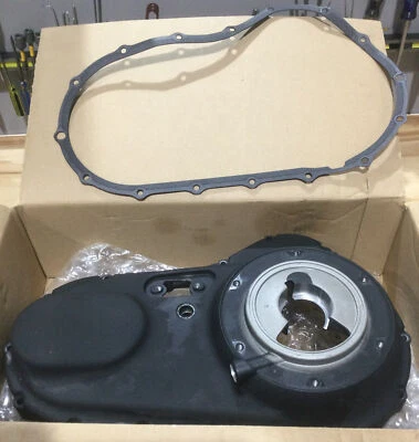 Cubierta primaria exterior negra para Harley Davidson de V-Twin con junta Foto 1 de 3