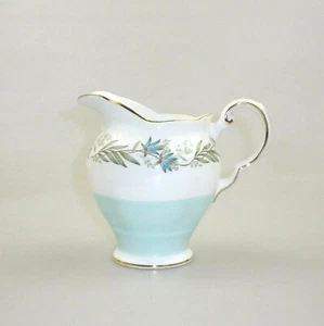 Vintage Tuscan Bone China Jug Tresco - Picture 1 of 4