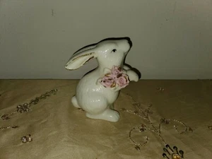 Ceramic Easter Bunny holding pink roses 🌹 💗 💕  - Picture 1 of 7