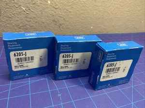 SKF 6205J BALL BEARING (Lot Of 3) - Picture 1 of 9