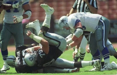 Bob Golic Original 35mm Negative Aug 1990 Los Angeles Raiders VS Dallas - Image 1 of 2