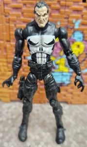 Hasbro Marvel legends showdown universe 3.75" inch punisher action figure (7d) - Picture 1 of 4
