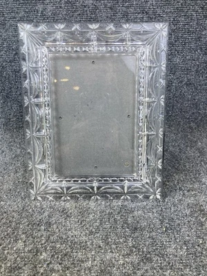 Vintage Mikasa Etched Crystal Glass 5 x 7 Wedding Photo Picture Frame EUC - Image 1 of 4