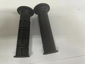 Honda closed end black 1/2 waffle sport / street bike Grips 7/8" 125MM   NEW - Picture 1 of 4