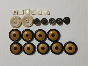 Lotto bottoni VINTAGE rotondi quadrati marrone bianco - Foto 1 di 4