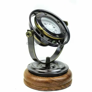 Antiguo pináculo náutico de latón vintage cardán brújula negra base de madera hogar - Imagen 1 de 2