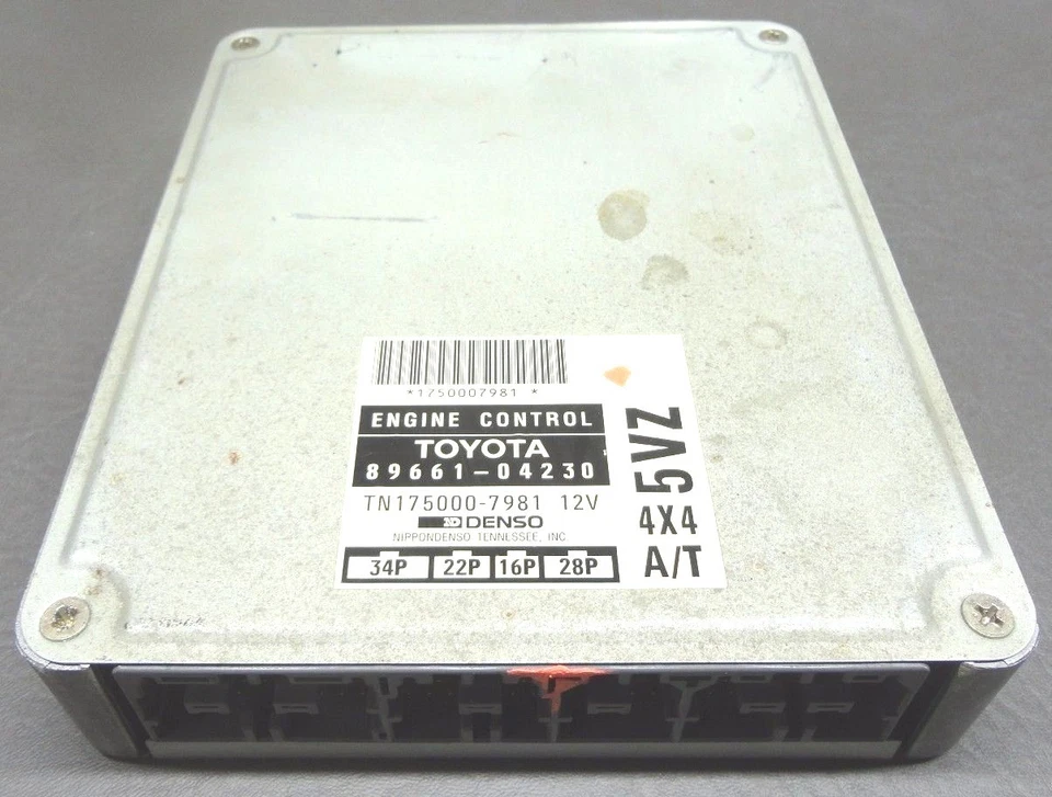 Computadora motor Toyota Tacoma 4x4 95 96 97 V6 reman automático en stock 8966104230  Foto 1 de 1