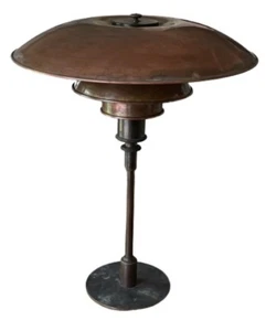 Poul Henningsen PH. 4/3 1920’s. Brass and Copper .  Louis Poulsen - Picture 1 of 5