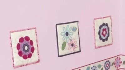 Juego de 3 colgantes de pared adornados Summersault para bebé enfermera, Daniela púrpura Foto 1 de 4