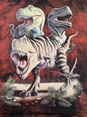 Camisa para niños The Mountain Dinosaur T-Rex collage rojo reptil fantasía algodón XL Foto 1 de 2
