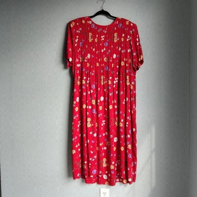 Vtg 90s Womens 18 Petite Pintuck Floral Red Boho Rayon Short Sleeve Shift Dress - Image 1 of 4