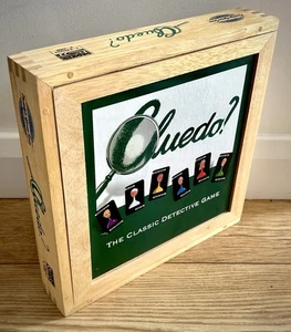 CLEUDO Nostalgia Edition Wooden Boxed Parker Brothers 2003 Board Game. Complete - Picture 1 of 2