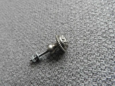 ANCIEN BOUTON POIGNEE EN BRONZE ARGENTE POUR TIROIR MEUBLE COMMODE BOITE PORTE - Photo 1/4