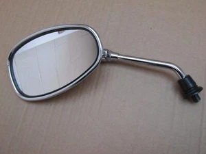Specchio retrovisore sinistro Lambretta V125 Special 2022 1.721 miglia (14732) - Foto 1 di 8