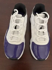 Air Jordan Low Rise "White Field Purple" sport attivi, scuola o elegante taglia 4 anni - Foto 1 di 5