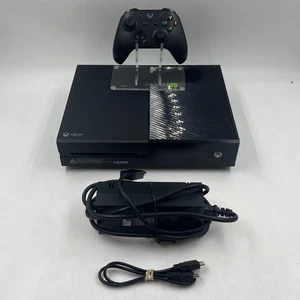 Microsoft Xbox One 1TB Console Gaming System Black 1540 - Picture 1 of 11