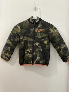 Nike Camo down full zip boy's 2 pocket puffer jacket size 3/4T - Picture 1 of 3
