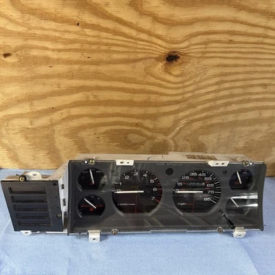 Conjunto de cuadro de instrumentos velocímetro Jeep Cherokee XJ 1991-1996 FABRICANTE DE EQUIPOS ORIGINALES Foto 1 de 3
