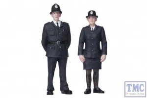 22-189 Scenecraft G Scale Policeman and Policewoman - Picture 1 of 1