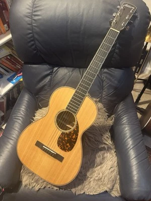 Guitarra Larrivee Parlor P-09 Foto 1 de 4