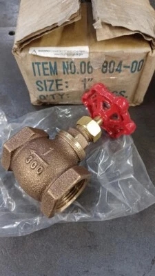 1" bronze globe valve, 300psi,  06-804-00, 1" FNPT x 1" FNPT - Image 1 of 2