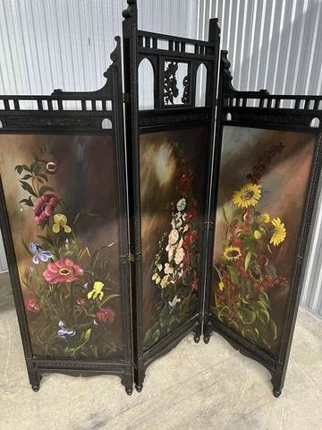 VICTORIAN THREE PANEL SCREEN/ROOM DIVIDER WITH OIL ON CANVAS PANELS CA. 1880S Cover