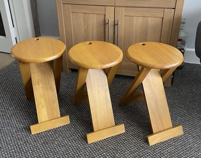 Vintage 3 x Folding Suzy Stools, Plant Stand Side Table Mid Century Light Wood - Image 1 of 4