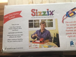 Vintage Sizzix Original Red Die Cut Machine Complete In Box With Dies - Picture 1 of 10
