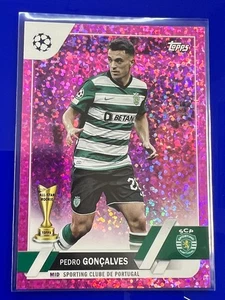 Topps Flagship UCC 22/23 Pink Sparkle All Stars Sporting Pedro Gonçalves #132 - Bild 1 von 3