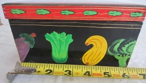 Vintage Black Lacquer Wood Small Box Vegetables Country Farm Recipes Kitchen - Picture 1 of 8