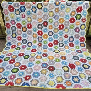 Edredón de jardín vintage con flores de abuela acolchado a mano multicolor 92X80 - Imagen 1 de 24