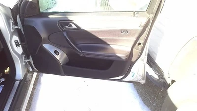 C230      2006 Front Door Trim Panel 27891314 Foto 1 de 4