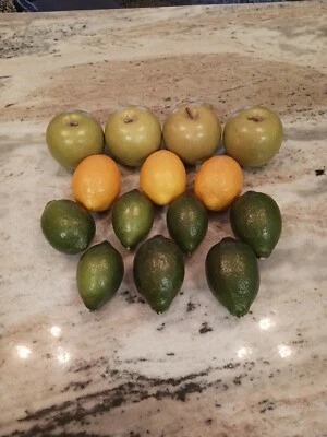 Lote de frutas artificiales vintage muy realistas manzanas verdes, limones, limas  Foto 1 de 4