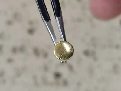 IWC Schaffhausen CAL C89 PARTE CORONA 18k y VÁSTAGO 5mm - USADO Foto 1 de 4