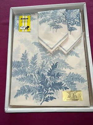 Service de table vintage nappe 300 cm x 150 cm et 12 serviettes - Photo 1/4